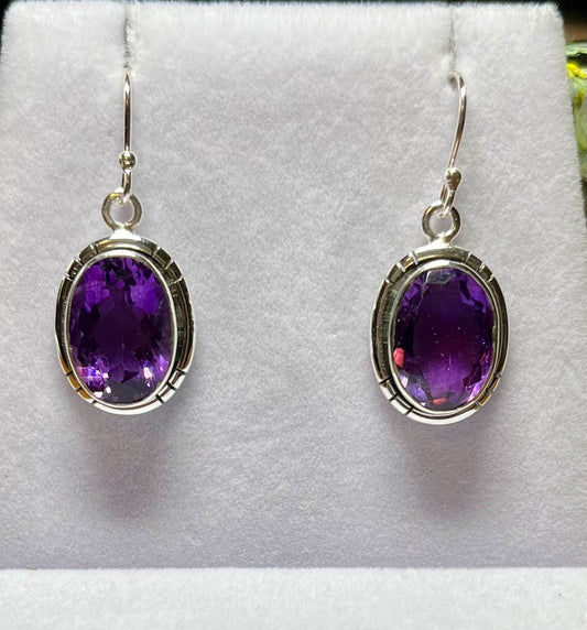 Sterllng Silver Faceted Oval Amethyst Gemstone Earrings